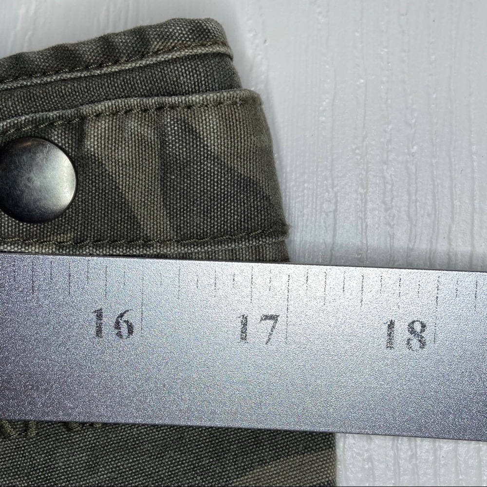 Darring Men Camo Shorts Green Cargo Size 32 - Picture 11 of 11